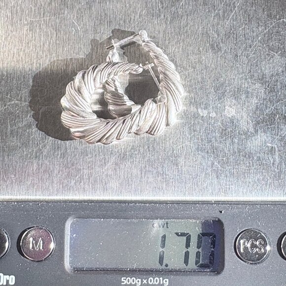 VTG Sterling Silver 925 Puffed Twist Design Hoop Earrings Size 1.25" Length - Picture 8 of 8